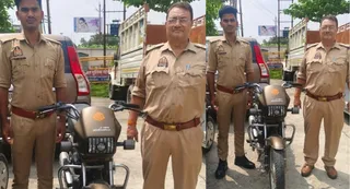 गस्टर एक्ट में जब्त हुई बाइक के साथ एम्स थाना पुलिस। सौ. पुलिस मीडिया सेल