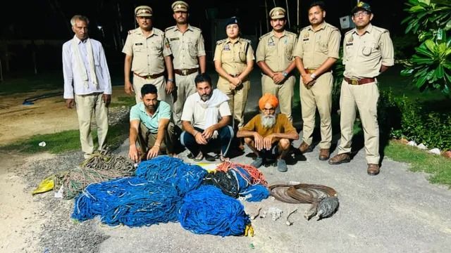 हस्तिनापुर में जंगली सूअर की तस्करी: वाट्सएप पर आती थी डिमांड, बाइक से सप्लाई करते थे मांस