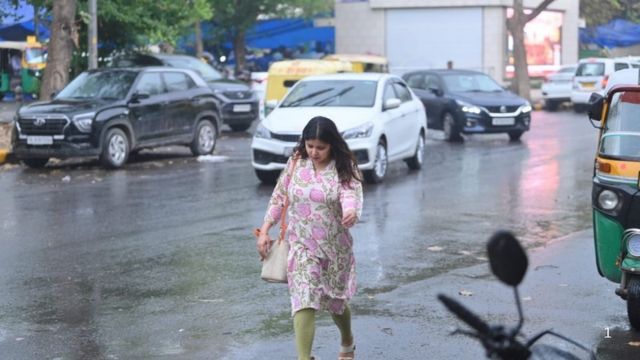 नोएडा में बारिश ने दी उमस से राहत, 28 और 29 जुलाई को भी वर्षा की चेतावनी; IMD का अलर्ट
