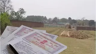 ढकोली क्षेत्र फर्जी रजिस्ट्री के दम पर प्लॉट बेचा। जांच जारी
