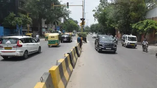 ट्रैफिक जाम का कारण बनने वाले कट को स्थायी रूप से बंद कर दिया गया है।