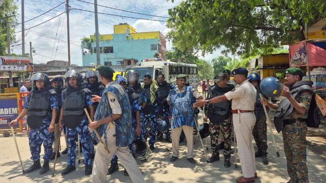 लखीसराय हिंसा: पुलिस ने जारी की 19 उपद्रवियों की तस्वीरें, ड्रोन फुटेज से पहचान
