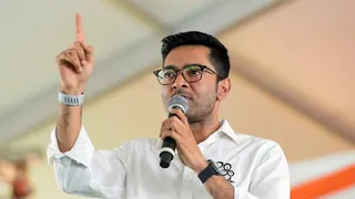 नीट विवाद में सेलिब्रिटीज की चुप्पी पर अभिषेक ने उठाए सवाल