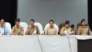 जौनपुर में राज्यपाल के आगमन पर सुरक्षा और यातायात के कड़े इंतजाम।