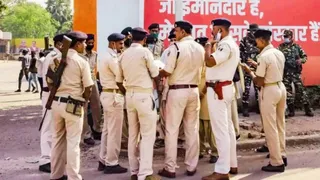 फर्जी आधार-पैन के साथ 2 बांग्लादेशी समेत 3 अरेस्ट, एजेंटों की तलाश तेज