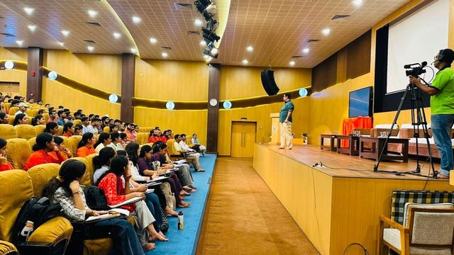 हरिद्वार: पतंजलि सिविल सर्विसेज अकादमी में यूपीएससी फाउंडेशन कोर्स का पहला बैच शुरू, प्रवेश का अंतिम मौका
