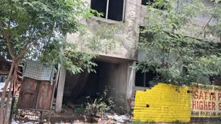 इसी घर की टंकी से बरामद हुआ शव।