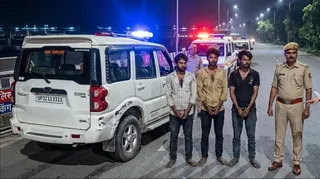 प्रतीकात्मक प्रस्तुतीकरण के लिए तस्वीर को एआई टूल की मदद से बनाया गया है।