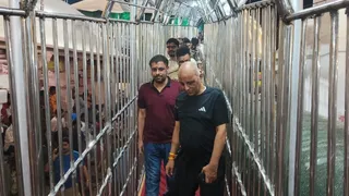 नया फुट ओवरब्रिज चालू