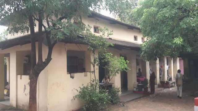 जिस थाने को क्रांतिकारियों ने 1942 में फूंका था, वही 111 साल बाद बदहाल; टपकती छत के नीचे काम कर रही बिहार पुलिस
