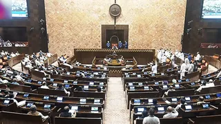 लोकसभा में सार्वजनिक परीक्षा संशोधन विधेयक हुआ पेश (फोटो-ANI)
