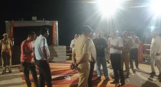 सूचना के बाद घटनास्थल की ओर दौड़े पुलिस-प्रशासन के अधिकारी। जागरण