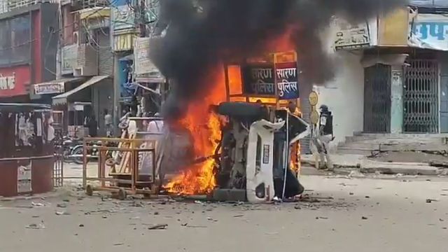 छपरा हिंसा: 4 FIR में 186 नामजद और 2500 अज्ञात पर केस, 56 आरोपी गिरफ्तार; 140 बॉन्ड पर रिहा

