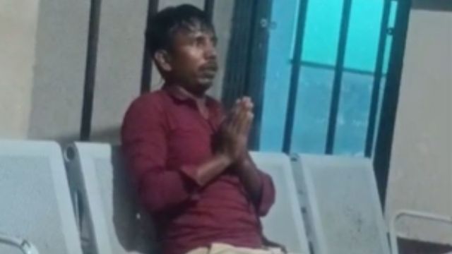 अपहरण कर लिया है, बचा लीजिए... रो-रोकर भाई से लगाई गुहार, पुलिस को होटल के बाथरूम में मिला ड्रामेबाज क्लर्क 
