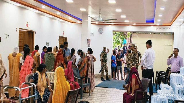 धनबाद में ईडी की बड़ी कार्रवाई, डिप्टी मेयर के भाई हरेंद्र चौहान के घर पर छापामारी, महिलाओं ने किया हंगामा 
