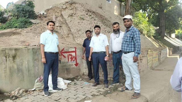 पटना में गंगा किनारे से हटेगा अतिक्रमण, जमीन का टीम ने किया सर्वे; 193 लोगों को नोटिस
