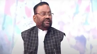 सड़क पर उतरे स्वामी प्रसाद मौर्य
