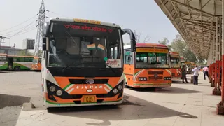 एसी बसों का संचालन शुरू। जागरण