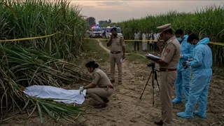 प्रतीकात्मक प्रस्तुतीकरण के लिए तस्वीर को एआई टूल की मदद से बनाया गया है।