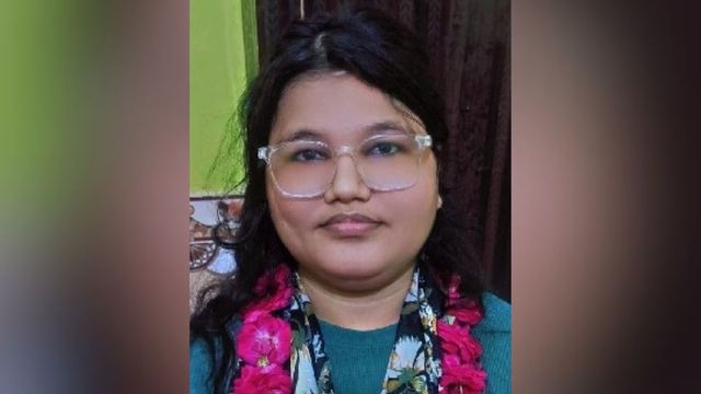 प्रिंसी पांडेय ने यूपी-टीजीटी में हासिल की आठवीं रैंक, बिना कोचिंग क्लास… सेल्फ स्टडी से रचा इतिहास
