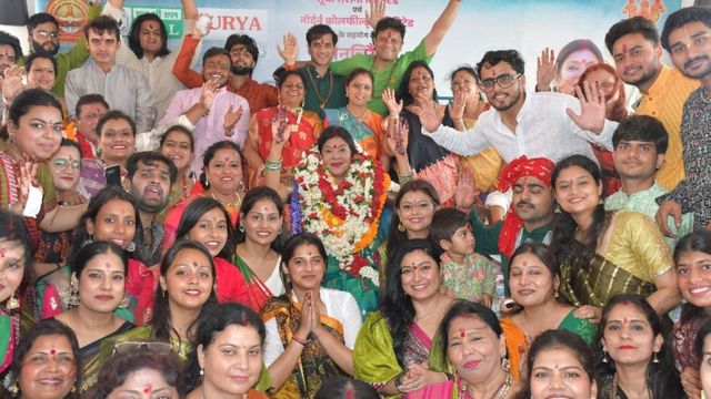 काशी में कजरी कार्यशाला का समापन, मालिनी अवस्थी ने परखी संगीत साधकों की प्रतिभा
