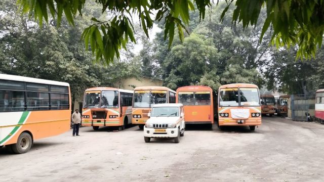 कांवड़ यात्रा के लिए यूपी रोडवेज ने बढ़ाई बसें, हर 30 मिनट में इन रूटों पर मिलेगी सेवा
