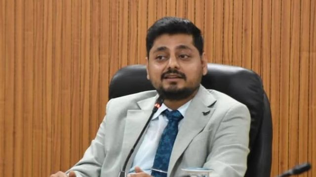 झारखंड विधानसभा की प्रश्न एवं ध्यानाकर्षण समिति के लपेटे में धनबाद उपायुक्त, विशेषाधिकार हनन की अनुशंसा