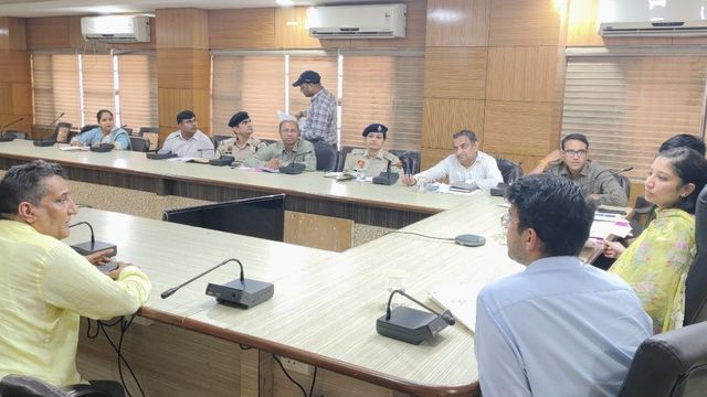 हरियाणा में जमीन की निशानदेही के लिए अब दफ्तरों के चक्करों से राहत, ऑनलाइन आवेदन से मिलेगा समाधान
