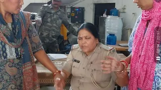एसीबी रांची ने खूंटी की महिला थानेदार को 50 हजार रुपये रिश्वत लेते किया गिरफ्तार