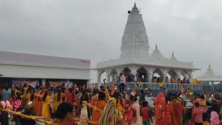 सावन की पहली सुबह शिवमय हुआ सारण, शिवालयों में उमड़ी आस्था की भीड़