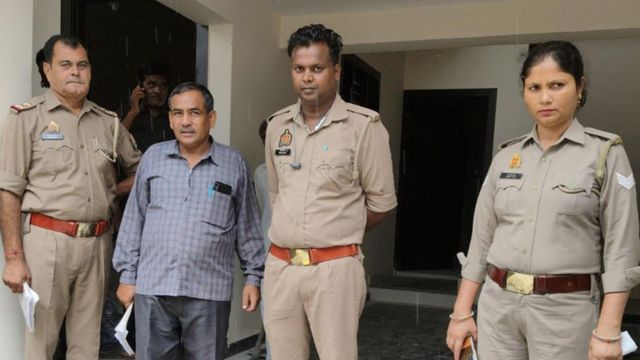 नोएडा में बिजली चोरी करने वालों पर कसा शिकंजा, छह पर FIR और तीन के कटे कनेक्शन
