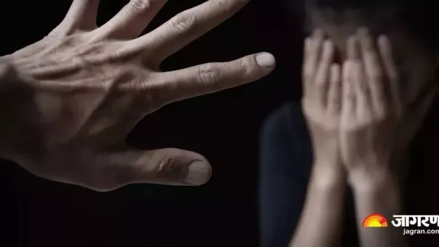मुजफ्फरनगर में कक्षा 9 की छात्रा से छेड़छाड़ और मतांतरण का बनाया दबाव, तेजाब फेंकने की दी धमकी
