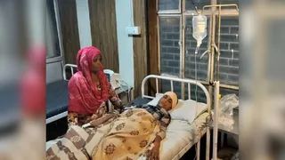 अस्पताल में भर्ती घायल छात्र सौरभ जागरण