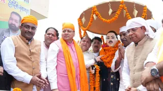 गदरपुर में शहादत दिवस पर सीएम पुष्कर सिंह धामी ने शहीद ऊधम सिंह की प्रतिमा पर माल्यार्पण अर्पित कर उन्हें श्रद्धांजलि दी।