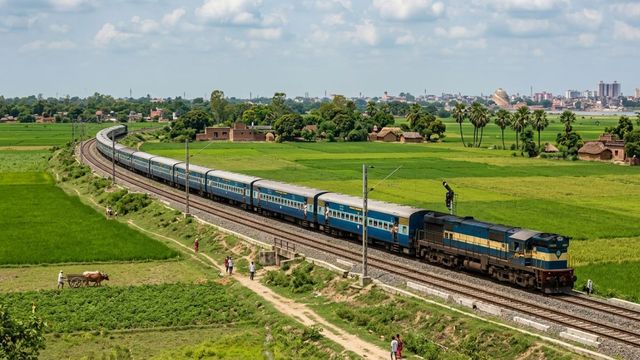 श्रावणी मेला 2026: बैद्यनाथ-बासुकीनाथ के लिए पूर्व रेलवे की खास तैयारी, 60 ट्रेनें ऑन-डिमांड उपलब्ध