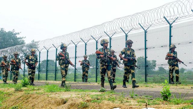 विचार: अमेरिका से भी सतर्क रहने की जरूरत