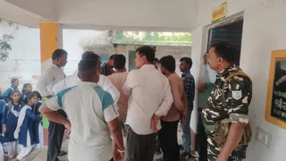 चतरा में सरकारी स्कूल से लाखों की चोरी