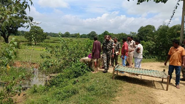 पश्चिम सिंहभूम में पति-पत्नी की बेरहमी से हत्या, सिर पर धारदार हथियार से किया वार; इलाके में दहशत