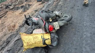 फुसरो में अवैध कोयला तस्करी पर बड़ी कार्रवाई 45 मोटरसाइकिलें जब्त।