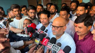 हरदोई: मीडिया से बातचीत के दौरान कांग्रेस कमेटी के प्रदेश अध्यक्ष अजय राय