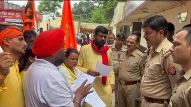 राहुल गांधी और पप्पू यादव के विरुद्ध आगरा में तहरीर, धार्मिक भावनाएं भड़काने का लगाया आरोप