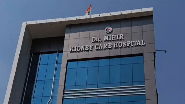 धनबाद के किडनी केयर अस्पताल में मरीज के स्वजन से मारपीट, दोनों ओर से FIR