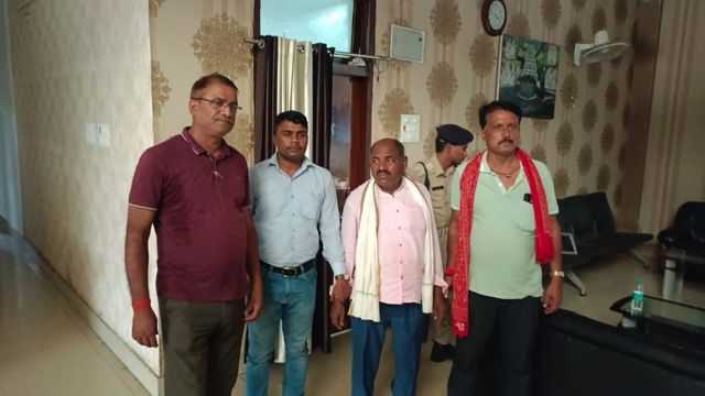 जहानाबाद में मनरेगा के काम में कमीशन ले रहा था मुखिया, निगरानी की टीम ने रंगेहाथ किया गिरफ्तार