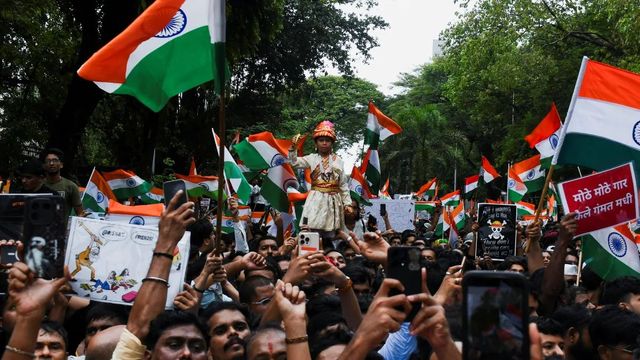 विचार: अराजकता को उचित ठहराने की कोशिश