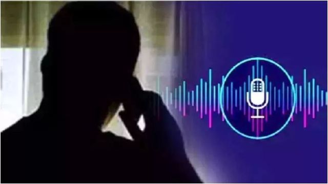 सीतामढ़ी में मंत्री ने ऑन द स्पॉट सुनी कॉल रिकॉर्डिंग, 50 हजार घूस मांगने वाला ऑपरेटर बर्खास्त