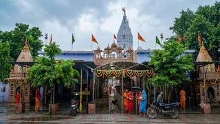 नानकेश्वर महादेव मंदिर की तस्वीर।