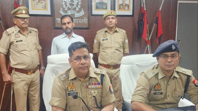 शामली में प्रेम-प्रसंग के चलते भाई ने की थी बहन की हत्या, पोस्टमार्टम में खुलासे के बाद पिता गिरफ्तार
