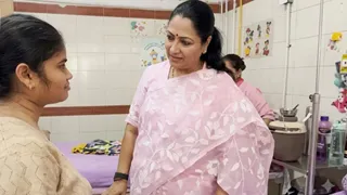 सीएम रेखा ने सुनीं समस्याएं। वीडियो ग्रैब