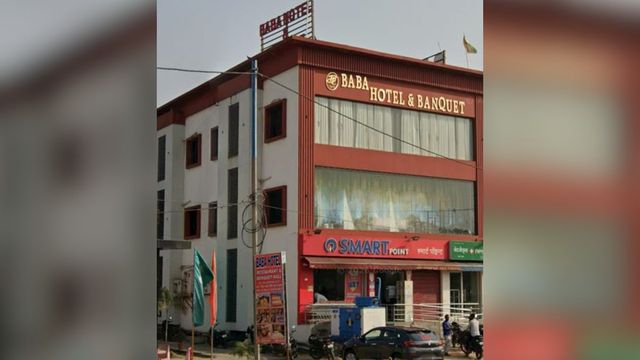 कोडरमा में NH-20 किनारे होटल पर पुलिस का छापा: संदिग्ध हालत में मिले युवक-युवतियां, हिरासत में 8 लोग
