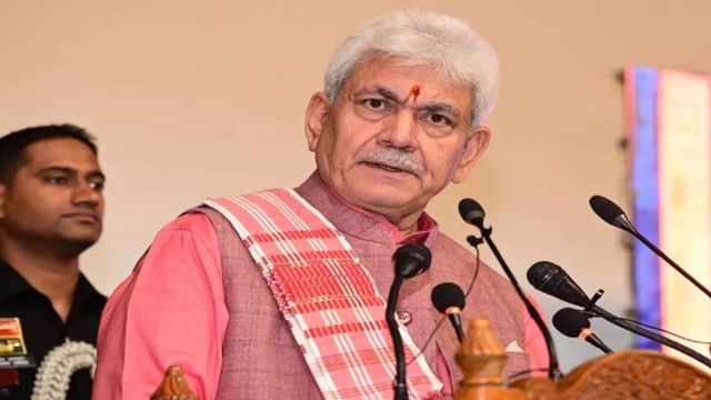 नई 'लद्दाख खेल नीति-2026' को उपराज्यपाल की मंजूरी, ओलंपिक स्वर्ण विजेताओं को मिलेगा 1 करोड़ का नकद इनाम
